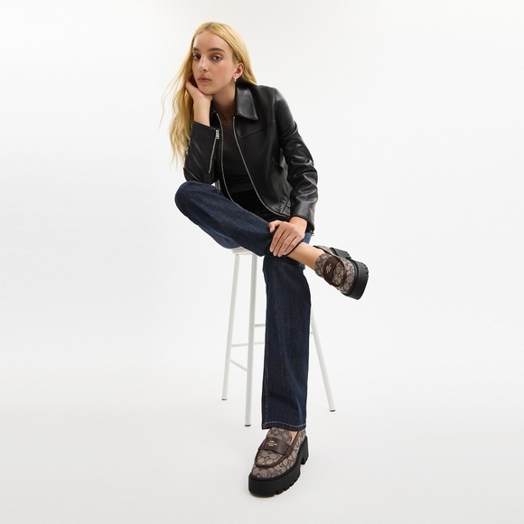 Lucy Loafer In Signature Jacquard - Picture 2 of 9